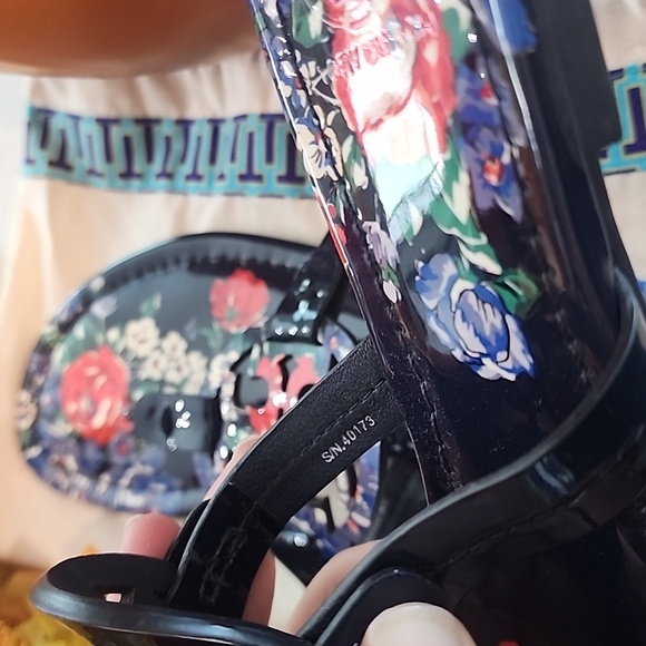 Preloved Tory burch Miller - Picture 6 of 8